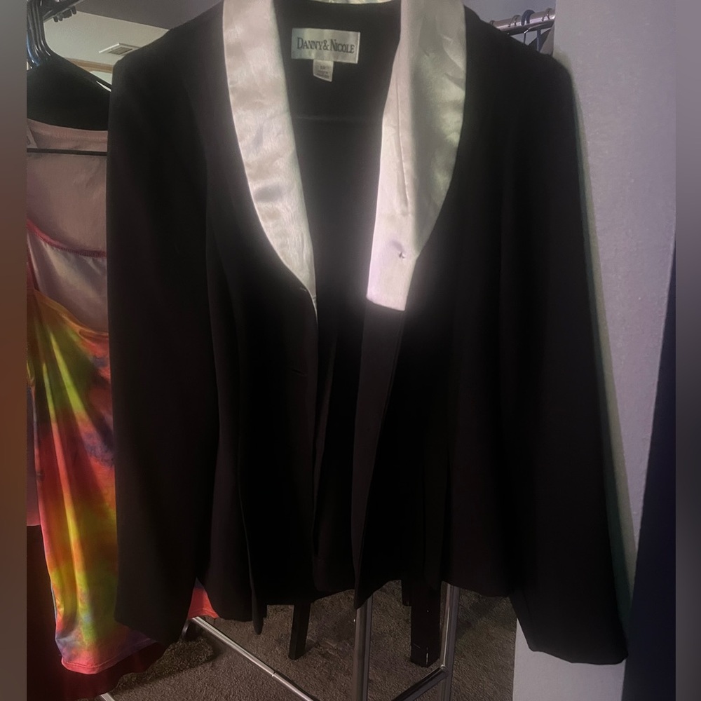 Suit jacket - Picture 3 of 5